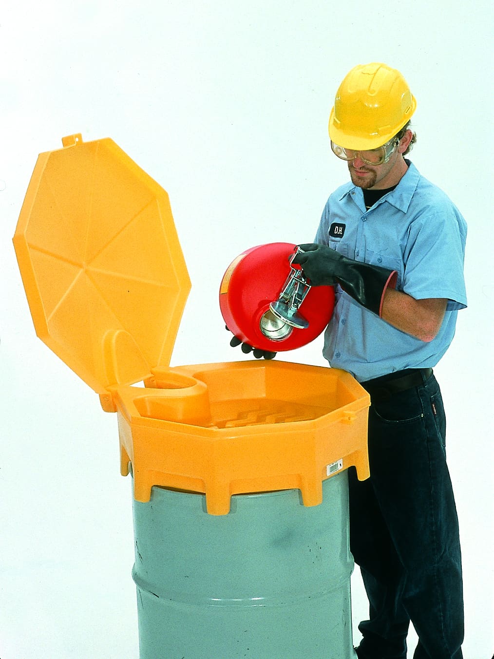 0499 Ultra-Global Funnel® with Hinged Cover