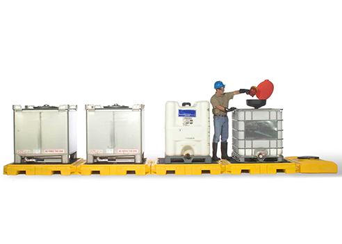 Ultra-Modular IBC Spill Pallet® 4-Tank Model