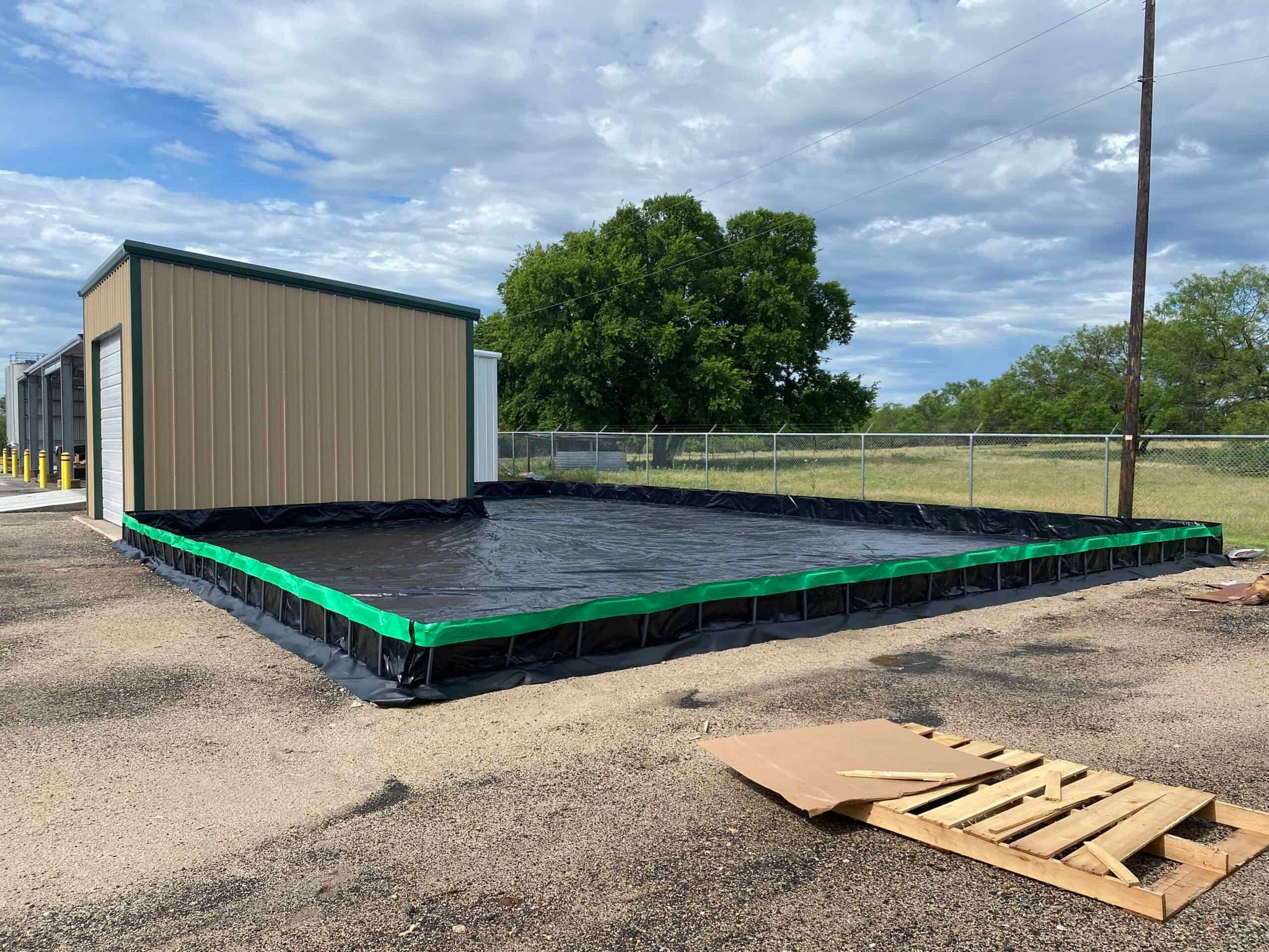 Ultra-Containment Berm® Collapsible Wall Model - SCI Containers